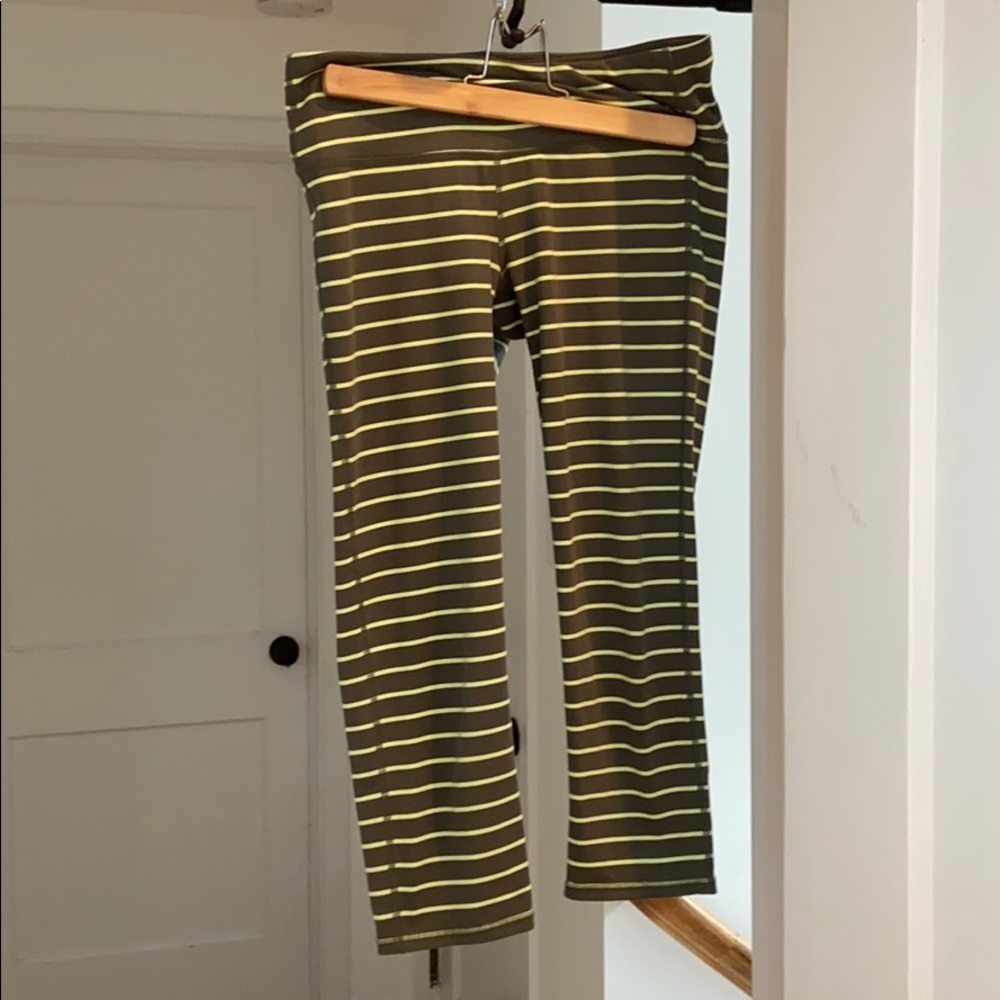 Athleta capri leggings
